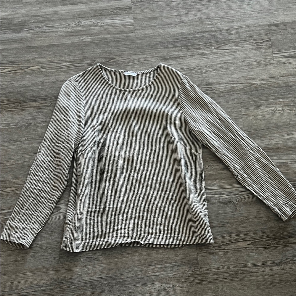 100% Linen - Elegant Black and White Striped Long Sleeve Top